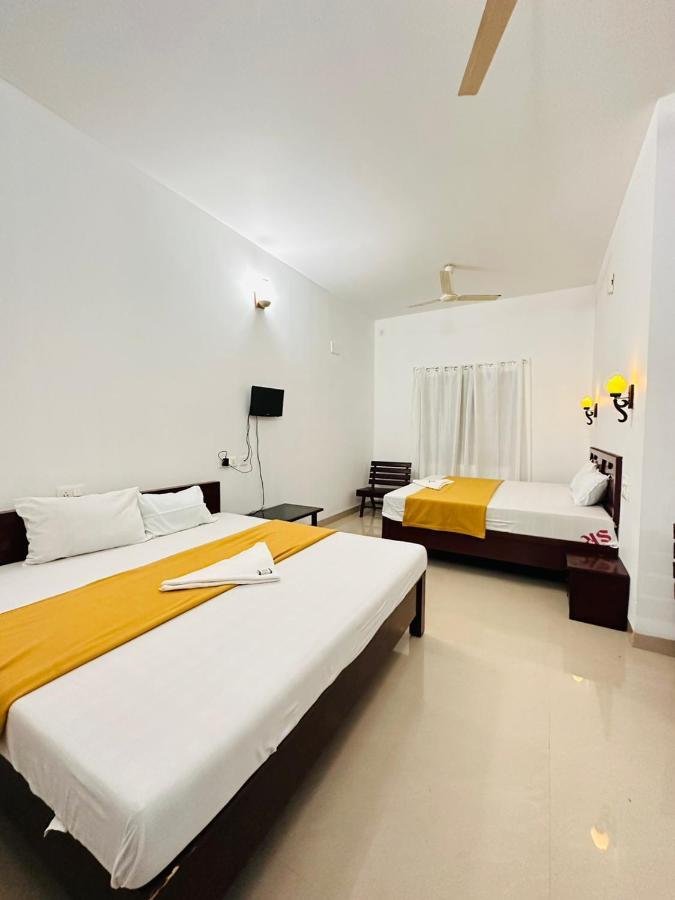 Pkn Homestay Kumily Thekkady Exterior photo
